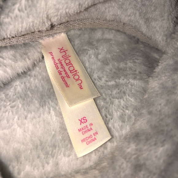 Very soft sleepwear sweater - Picture 3 of 3